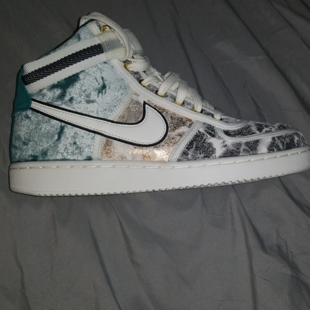 Nike Vandal Hi LX